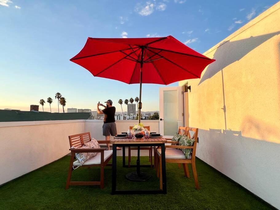 Luxury K-Town Dwelling With Private Rooftop Deck. Los Angeles Exterior photo